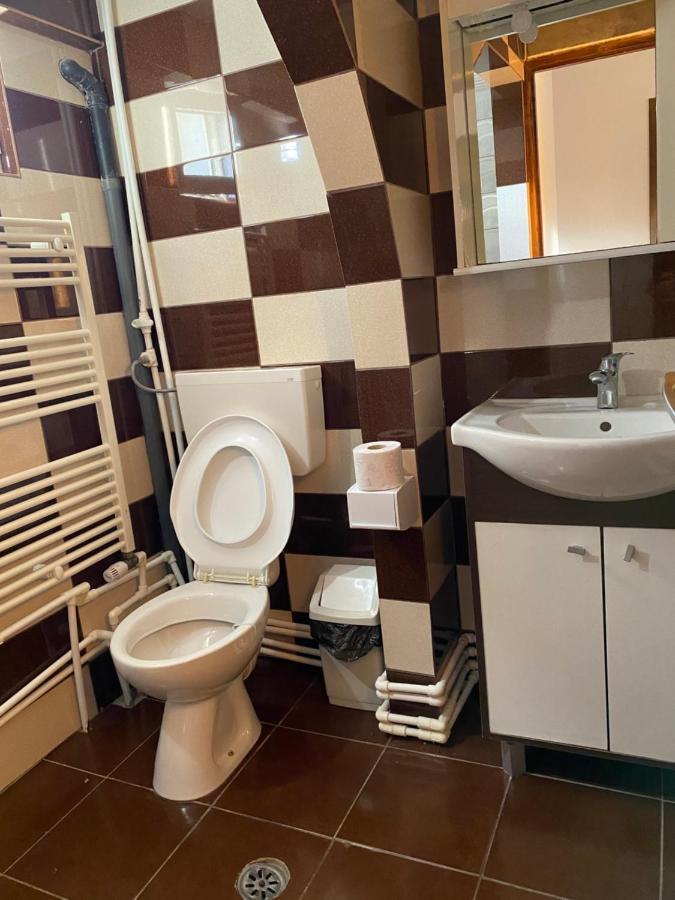 Casa Ciobi Hotel Două Mai Екстериор снимка