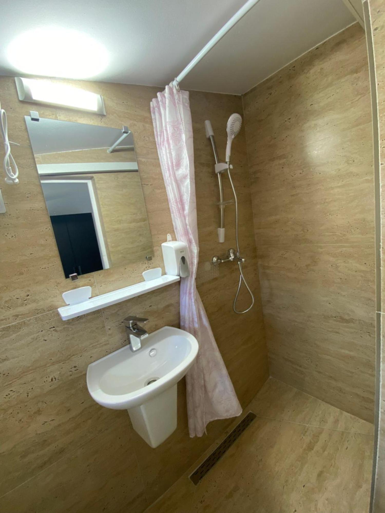 Casa Ciobi Hotel Două Mai Екстериор снимка